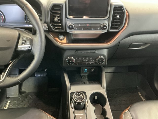 Certified 2022 Ford Bronco Sport Outer Banks w/ Tech Package AWD/4WD image 11