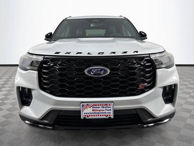 Certified 2026 Ford Explorer ST AWD/4WD image 2