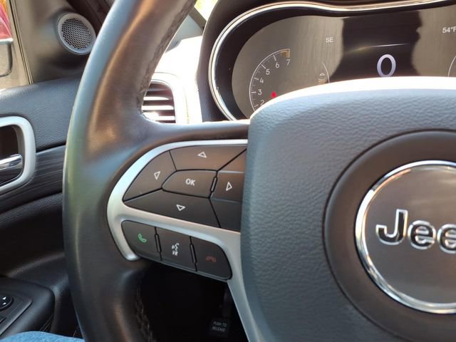 Used 2022 Jeep Grand Cherokee Laredo X RWD image 24