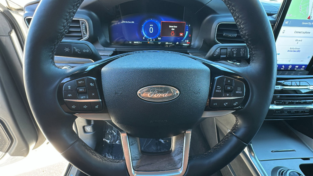 Certified 2023 Ford Explorer Platinum w/ Technology Package image 18
