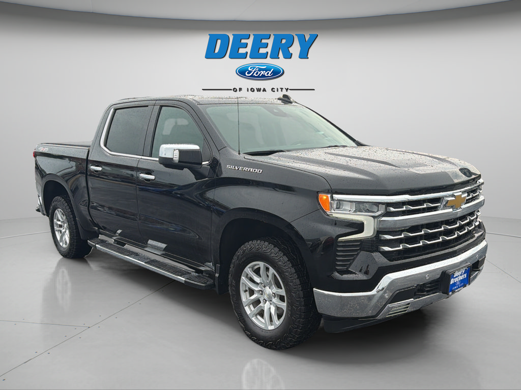 Used 2022 Chevrolet Silverado 1500 LTZ w/ LTZ Premium Package AWD/4WD image 16