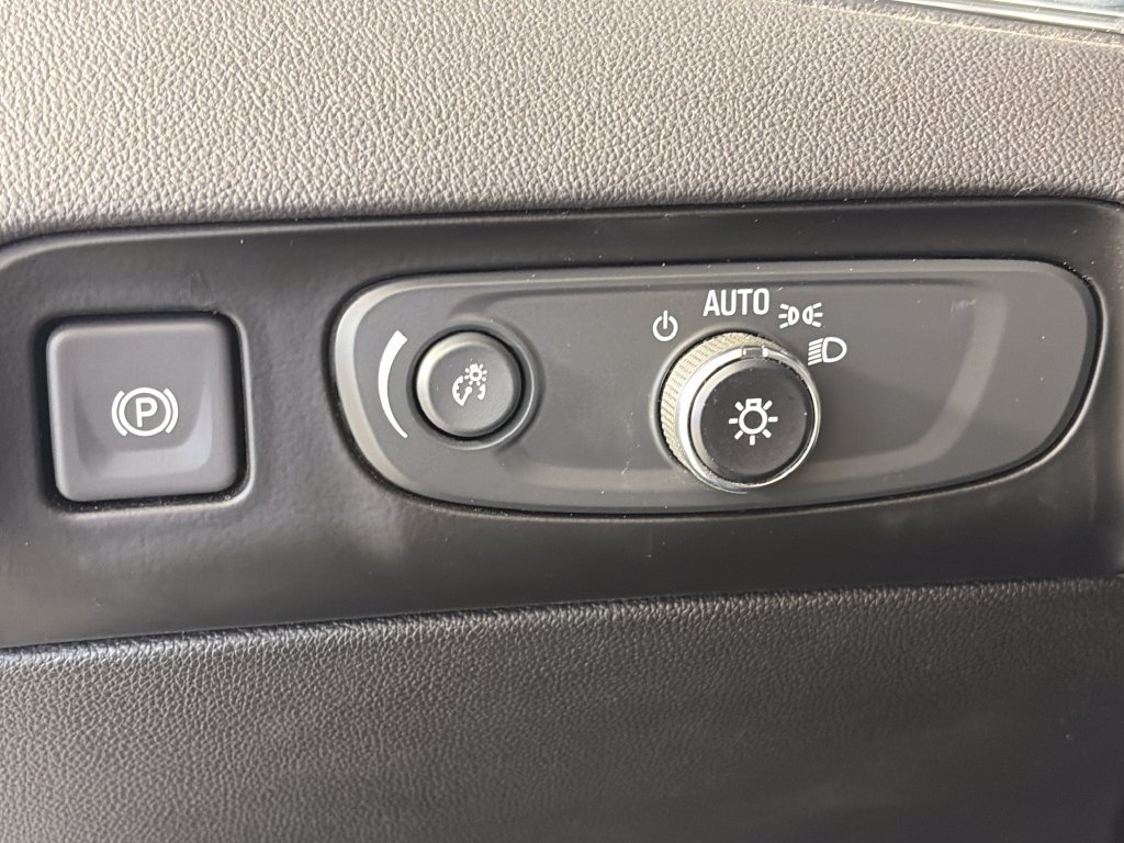 Used 2021 Buick Enclave Premium w/ Sun and Sites Package FWD image 24