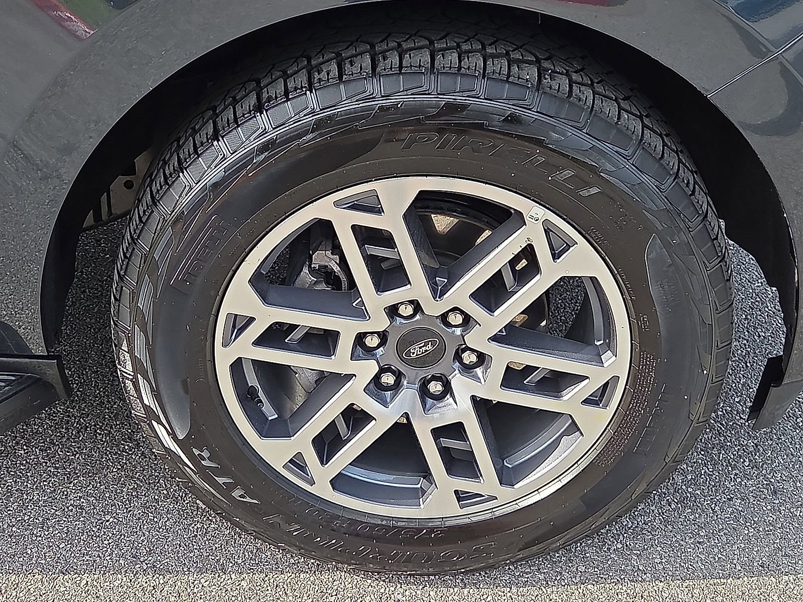 Certified 2025 Ford Expedition Active AWD/4WD image 7