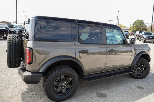 Certified 2025 Ford Bronco Outer Banks AWD/4WD image 3