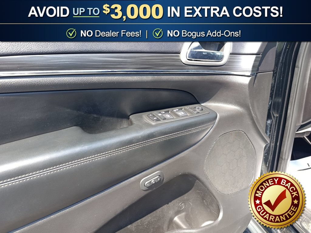 Used 2019 Jeep Grand Cherokee Limited AWD/4WD image 14