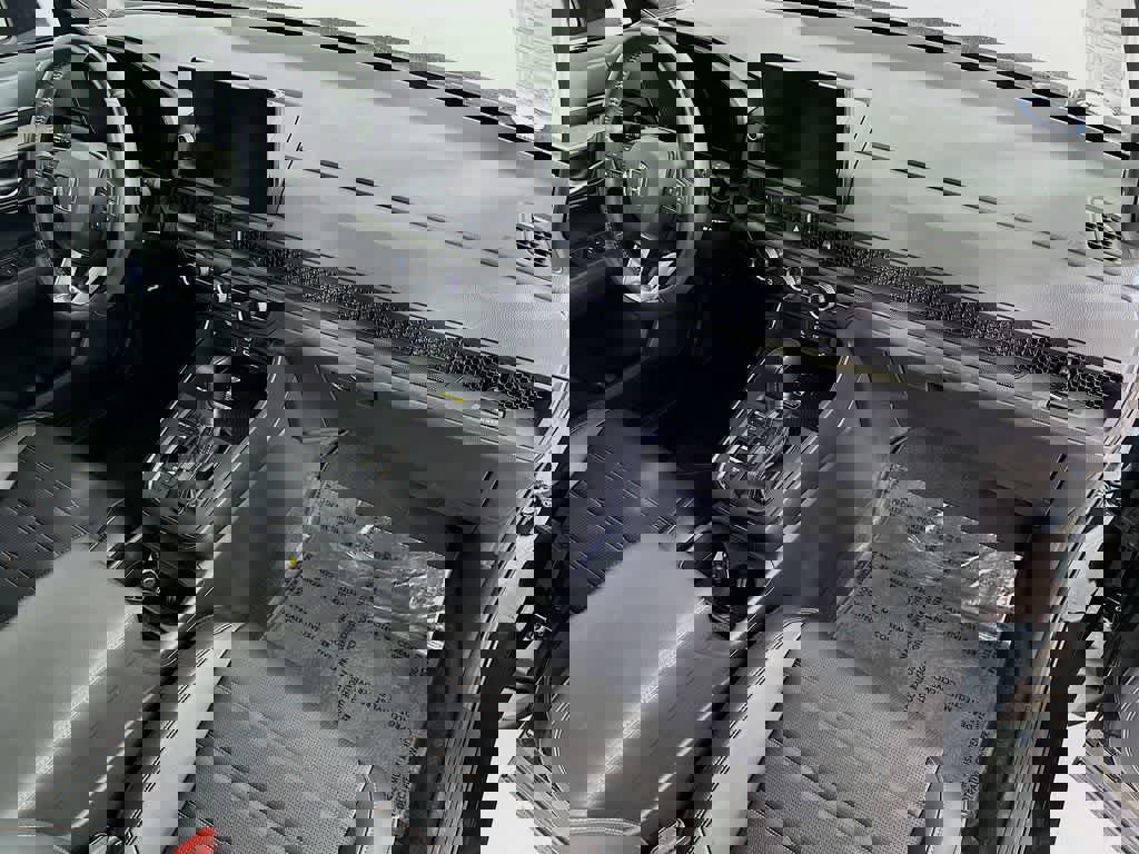 Used 2025 Honda CR-V Sport-L image 32