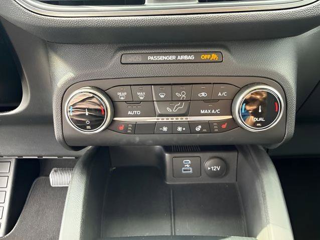 Certified 2023 Ford Escape Active AWD/4WD image 30
