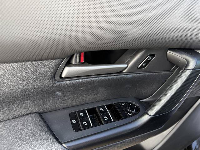 Used 2025 MAZDA CX-50 AWD 2.5 S w/ Preferred Package image 11