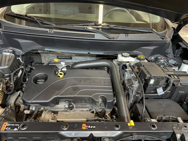 Used 2023 Chevrolet Equinox LT AWD/4WD image 2