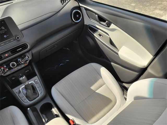 Used 2023 Hyundai Kona SEL image 13