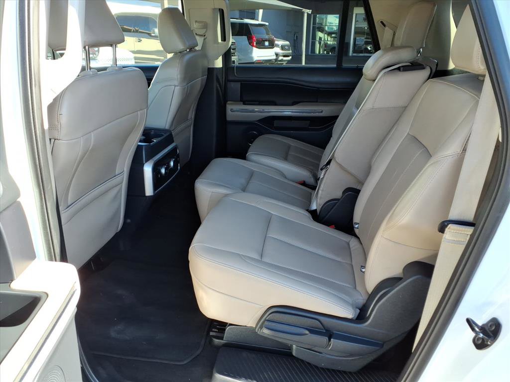 Certified 2024 Ford Expedition Max XLT image 18