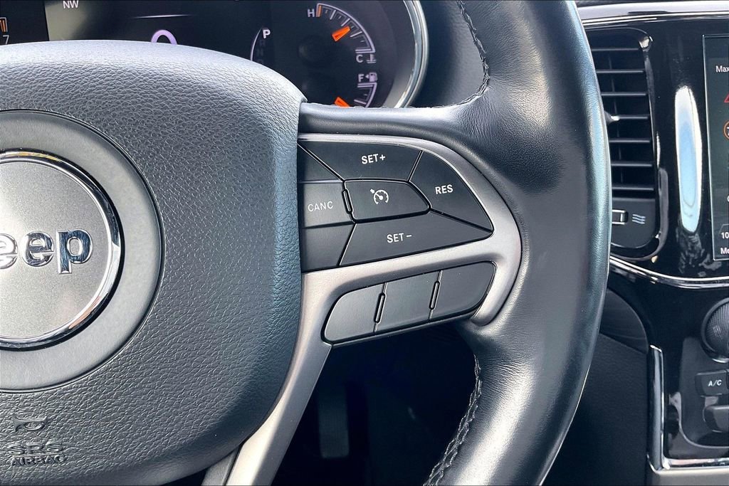 Used 2021 Jeep Grand Cherokee Laredo X image 17