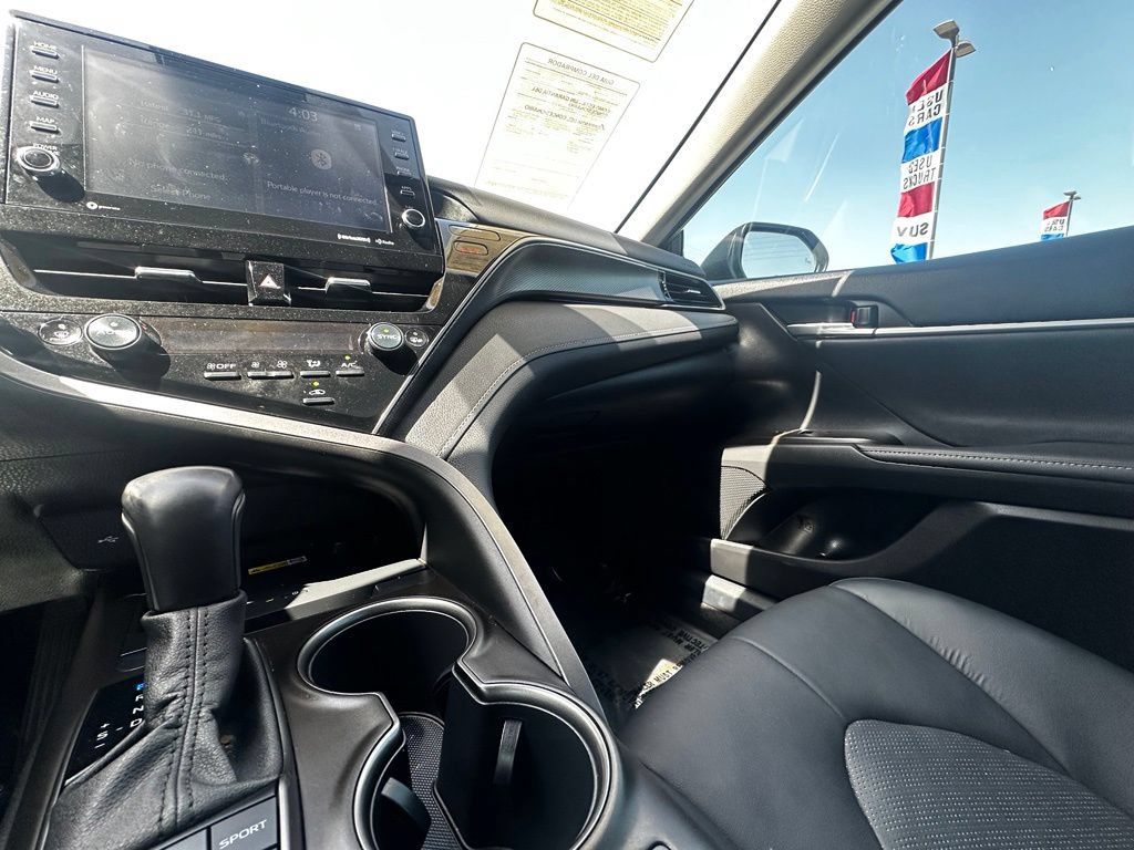 Used 2022 Toyota Camry XSE FWD image 13