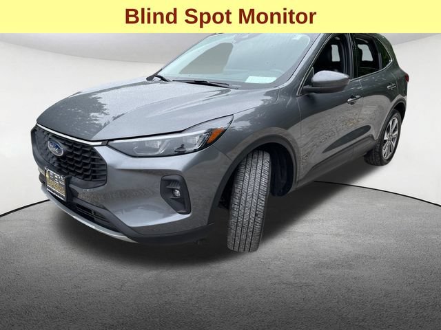 Certified 2025 Ford Escape Platinum AWD/4WD image 6