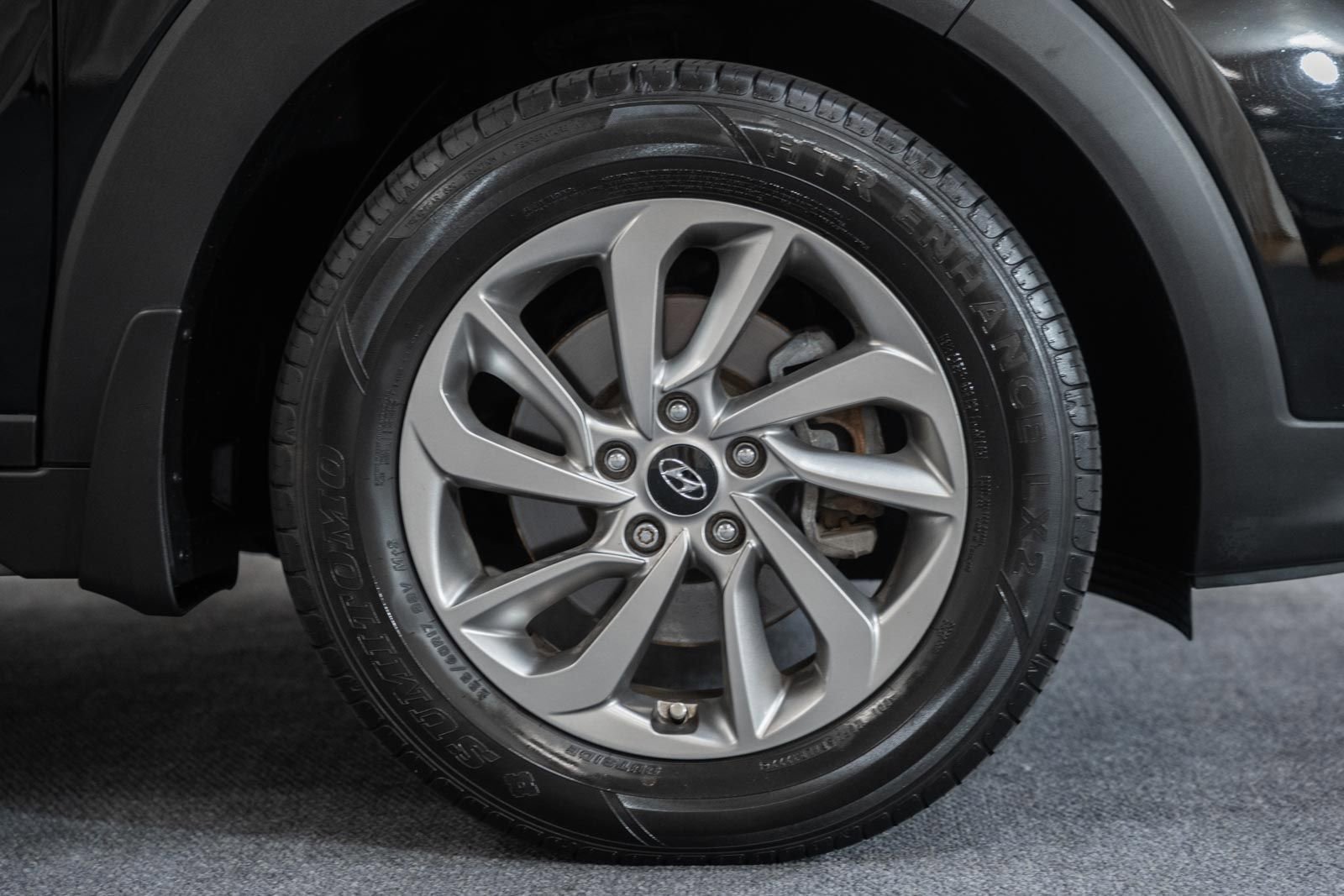 Used 2017 Hyundai Tucson SE Plus AWD/4WD image 18