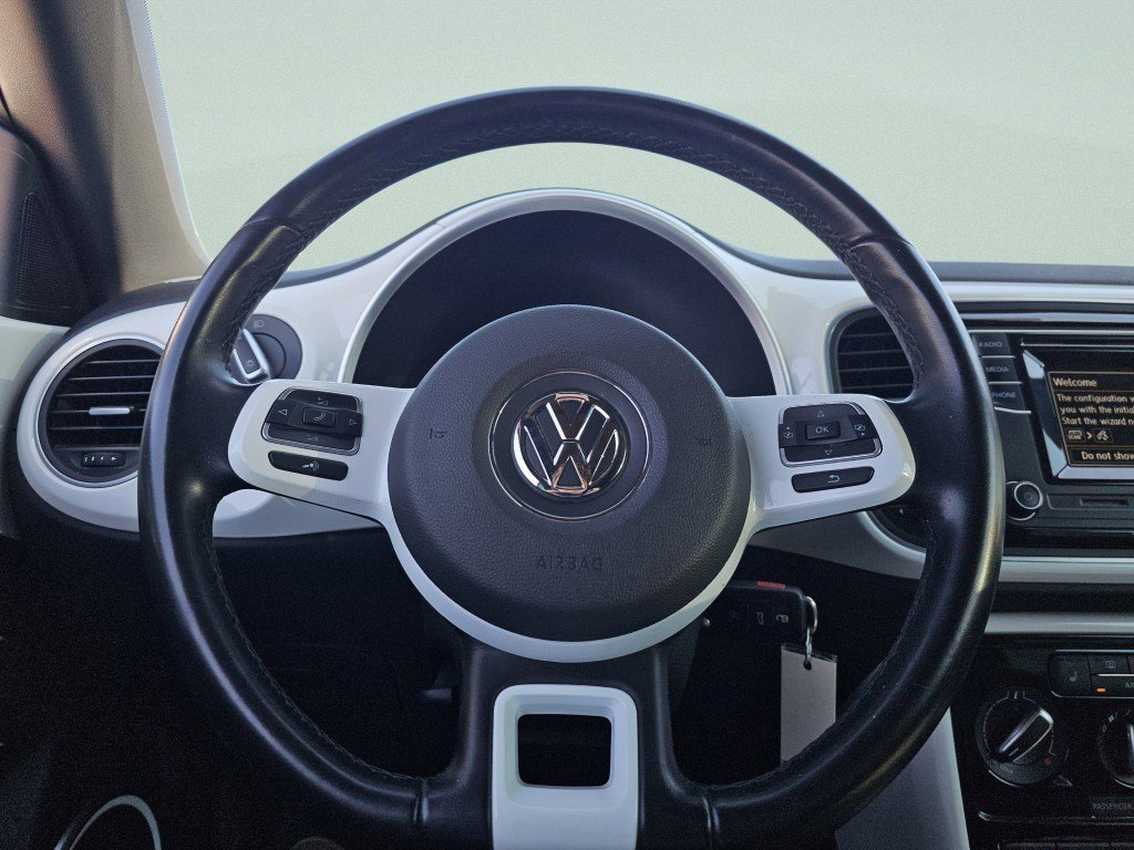 Used 2019 Volkswagen Beetle 2.0T S FWD image 27
