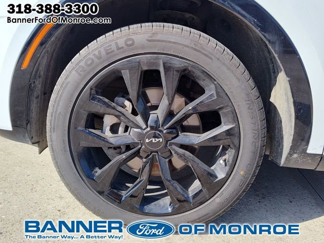 Used 2023 Kia Sorento SX image 12