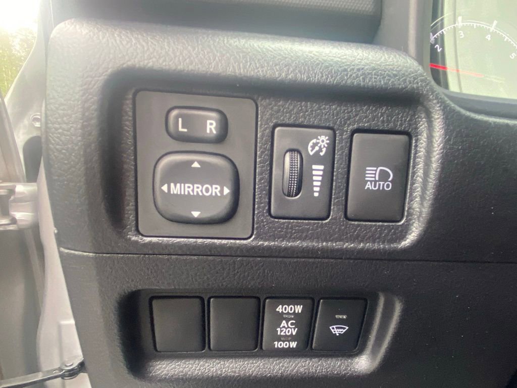 Used 2024 Toyota 4Runner TRD Off-Road image 12