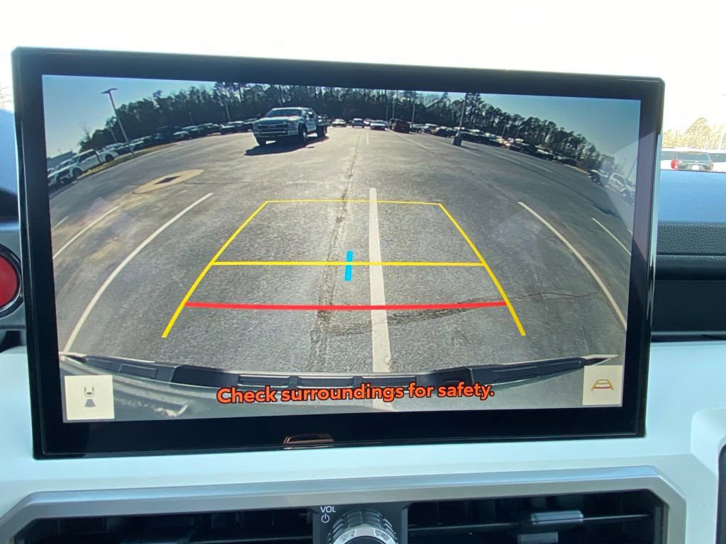 Used 2024 Toyota Tacoma TRD Off-Road image 16