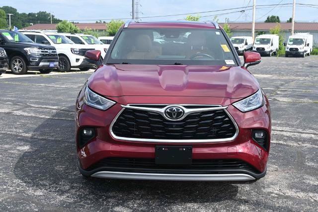 Used 2021 Toyota Highlander Platinum AWD/4WD image 6