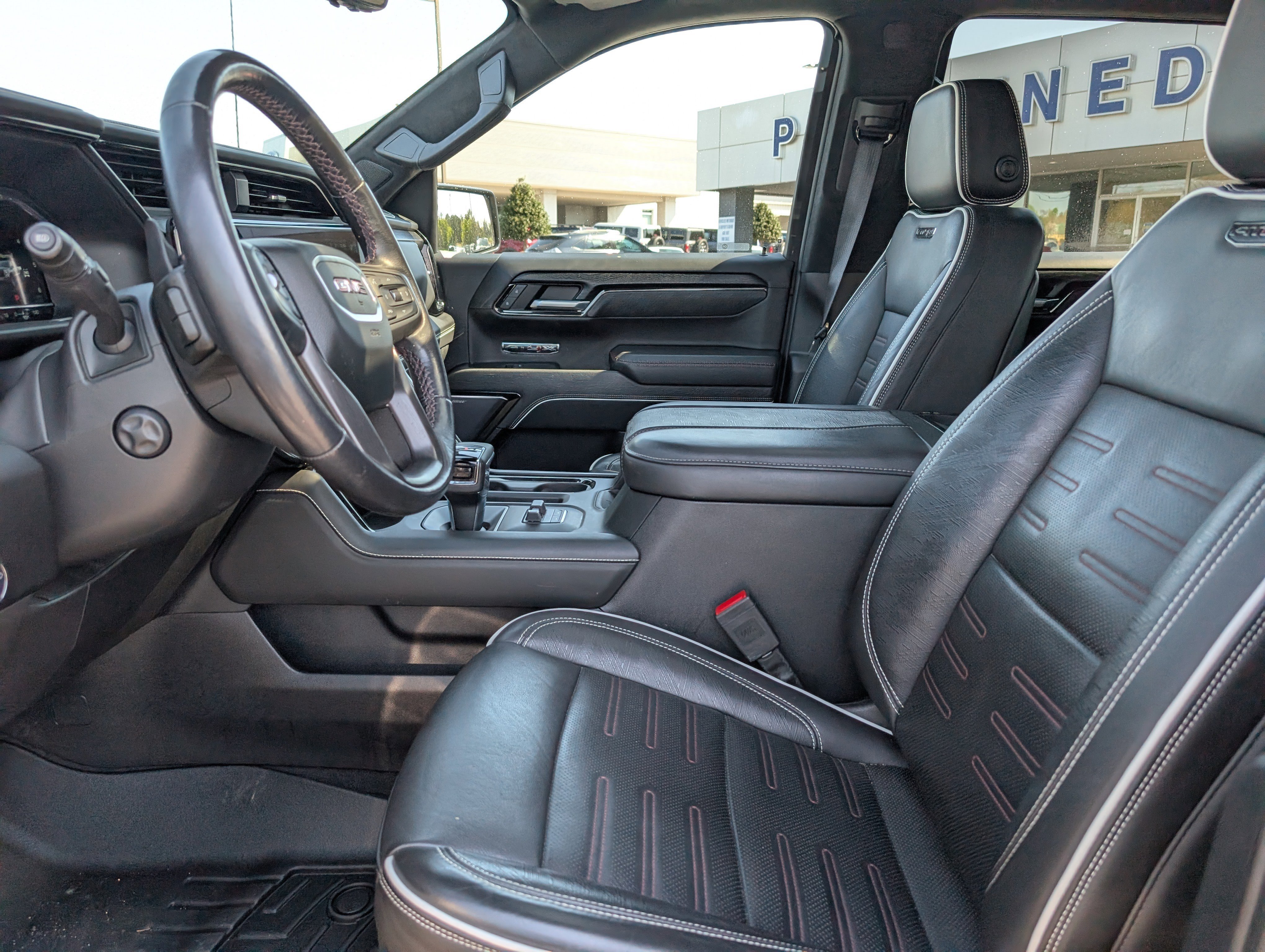 Used 2023 GMC Sierra 1500 AT4X AWD/4WD image 18
