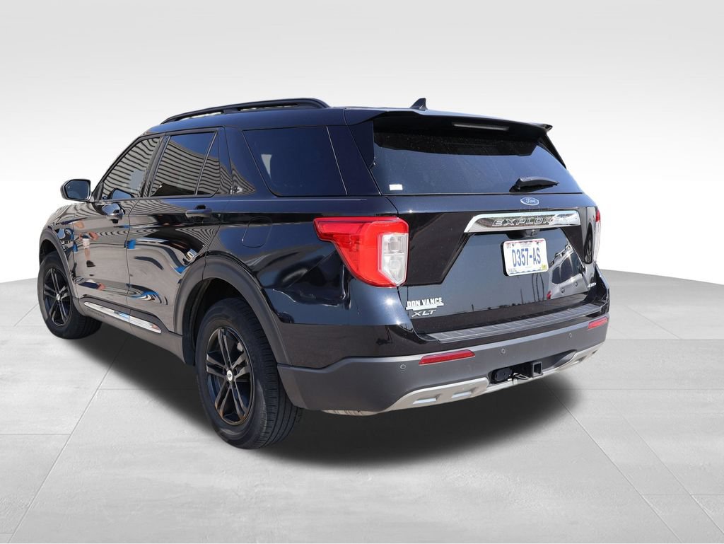 Certified 2021 Ford Explorer XLT w/ Equipment Group 202A AWD/4WD image 24