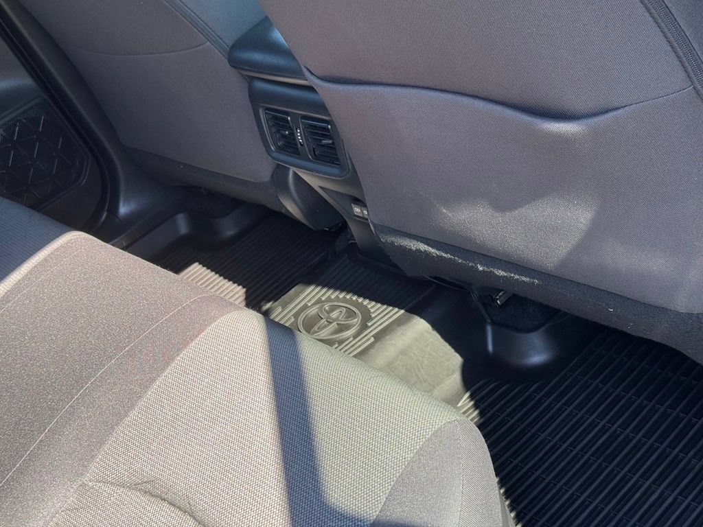 Used 2024 Toyota RAV4 XLE w/ Convenience Package AWD/4WD image 18