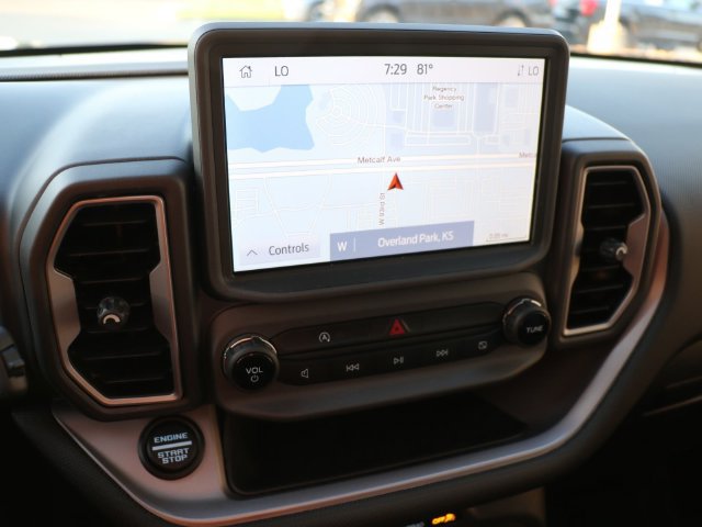 Certified 2024 Ford Bronco Sport Outer Banks w/ Tech Package AWD/4WD image 21