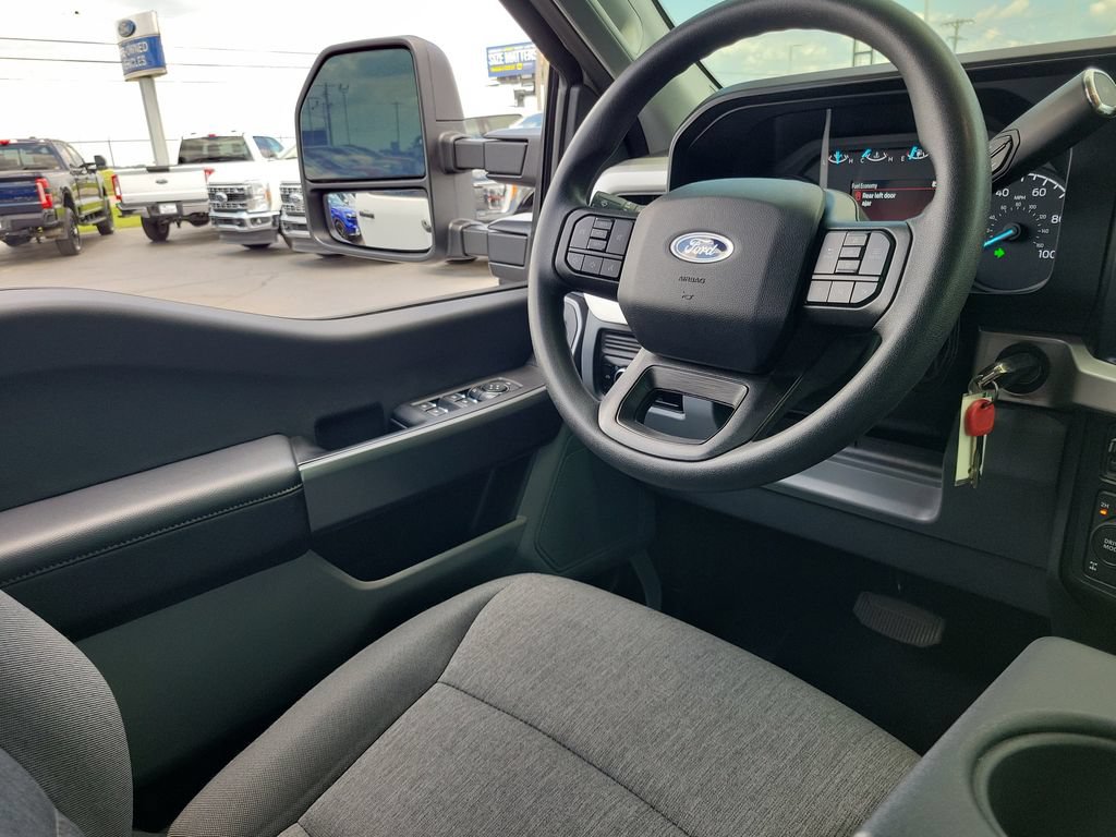 Certified 2025 Ford F350 XL w/ STX Appearance Package AWD/4WD image 13