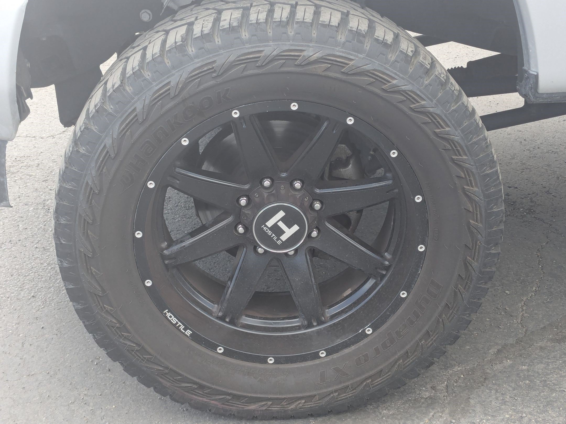 Certified 2019 Ford F350 Platinum w/ Platinum Ultimate Package AWD/4WD image 14