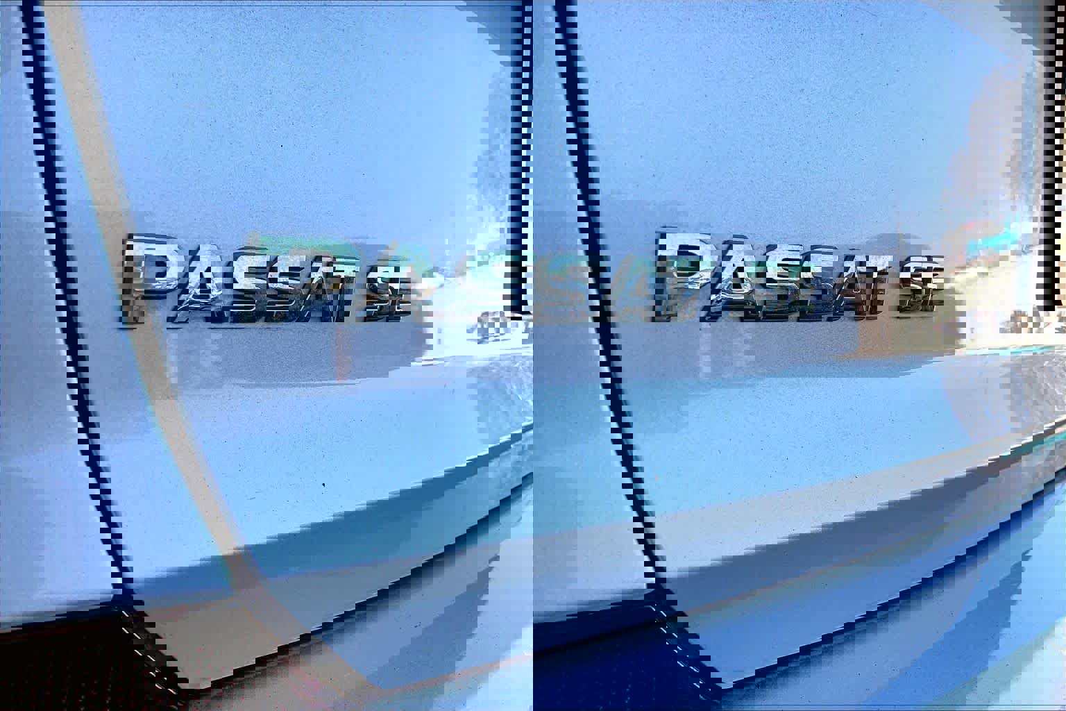 Used 2018 Volkswagen Passat 2.0T SE image 13