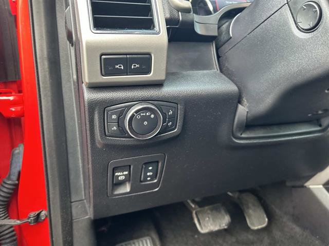 Certified 2018 Ford F150 Lariat w/ Equipment Group 502A Luxury image 22