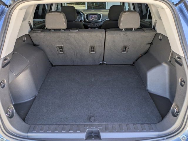 Used 2024 GMC Terrain SLE image 18