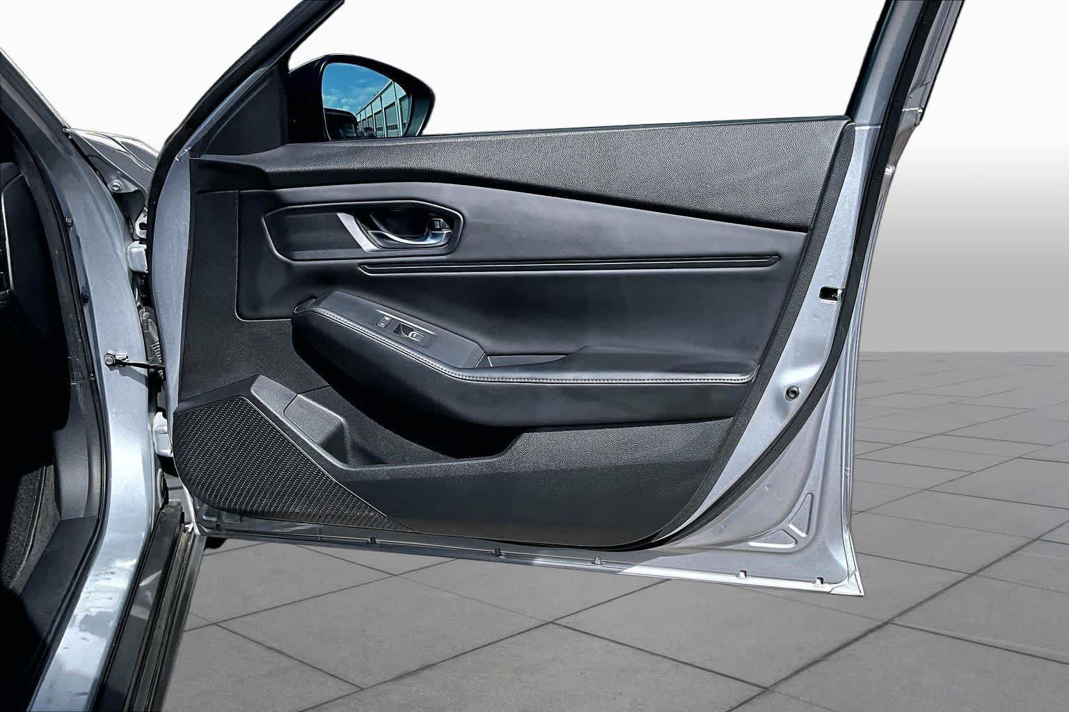 Used 2023 Honda Accord Sport image 23