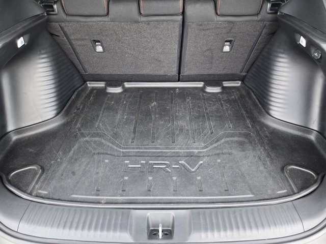 Used 2025 Honda HR-V Sport image 30