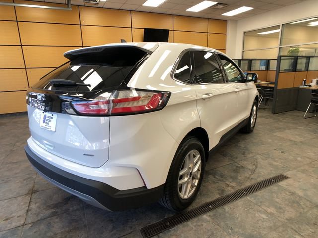 Certified 2024 Ford Edge SEL w/ Convenience Package AWD/4WD image 7