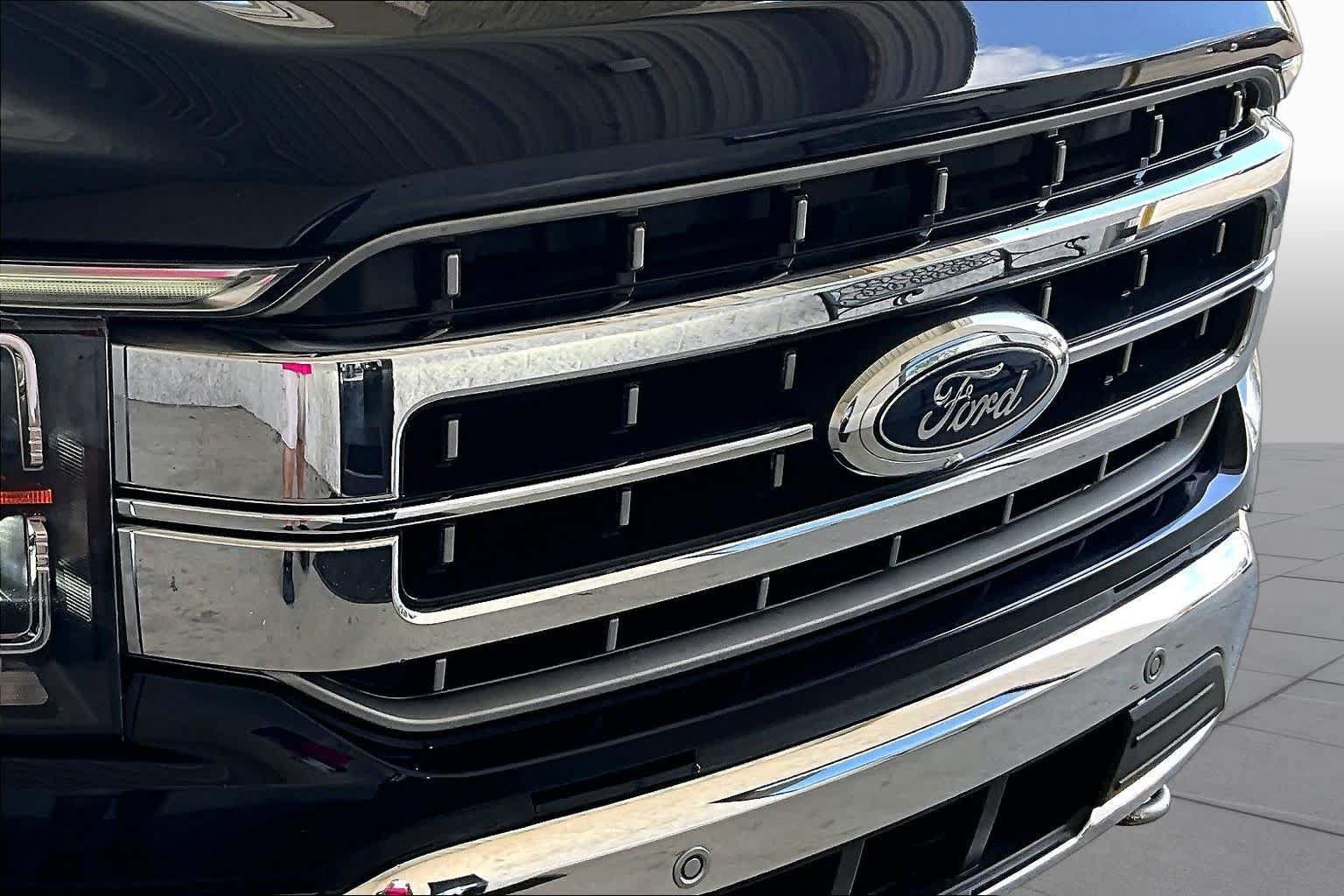 Certified 2023 Ford F150 Lariat w/ Equipment Group 502A High AWD/4WD image 29