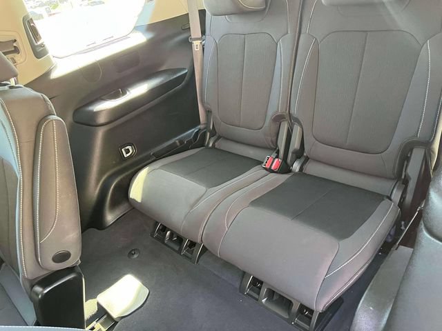 Used 2023 Jeep Grand Cherokee L Laredo w/ Trailer Tow Group (B) AWD/4WD image 19