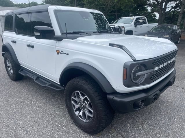 Certified 2023 Ford Bronco Badlands AWD/4WD image 3