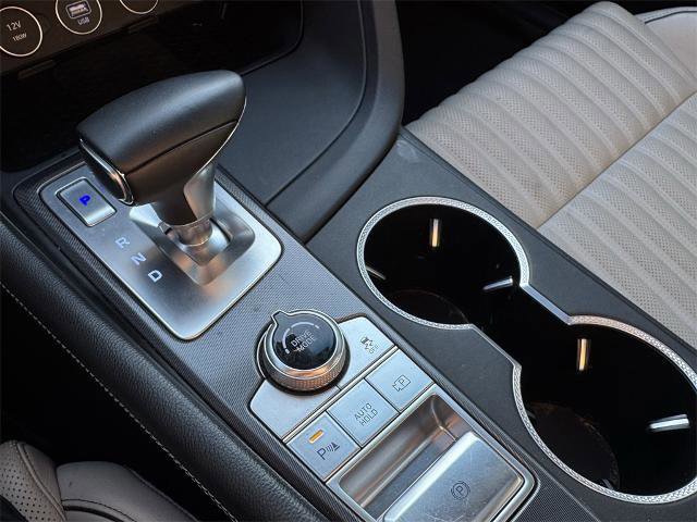 Used 2025 Genesis G70 2.5T w/ Sport Prestige Package image 24