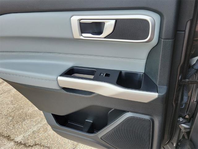 Certified 2023 Ford Explorer XLT w/ Equipment Group 202A image 14