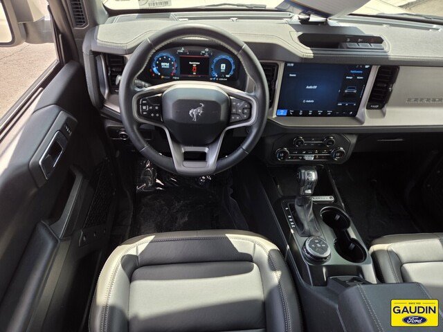 Certified 2025 Ford Bronco Outer Banks AWD/4WD image 13