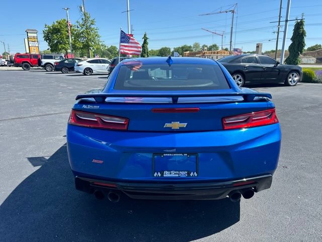 Used 2018 Chevrolet Camaro SS RWD image 9