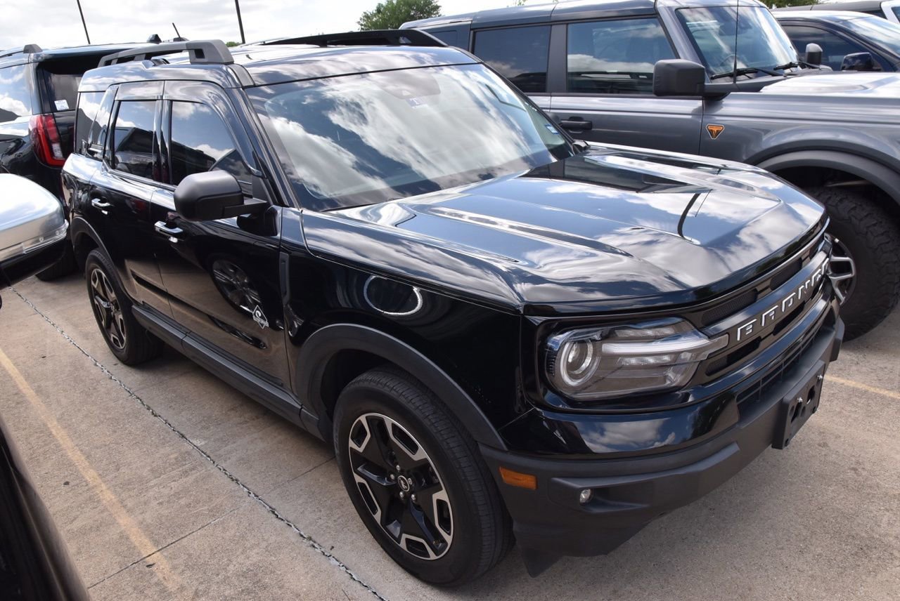 Certified 2023 Ford Bronco Sport Outer Banks w/ Tech Package image 7
