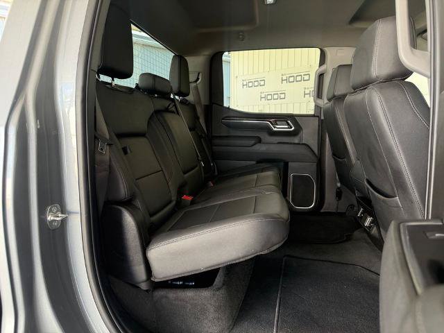 Used 2025 GMC Sierra 1500 SLT RWD image 9