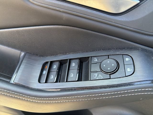 Used 2024 Nissan Rogue SV w/ SV Premium Package AWD/4WD image 19