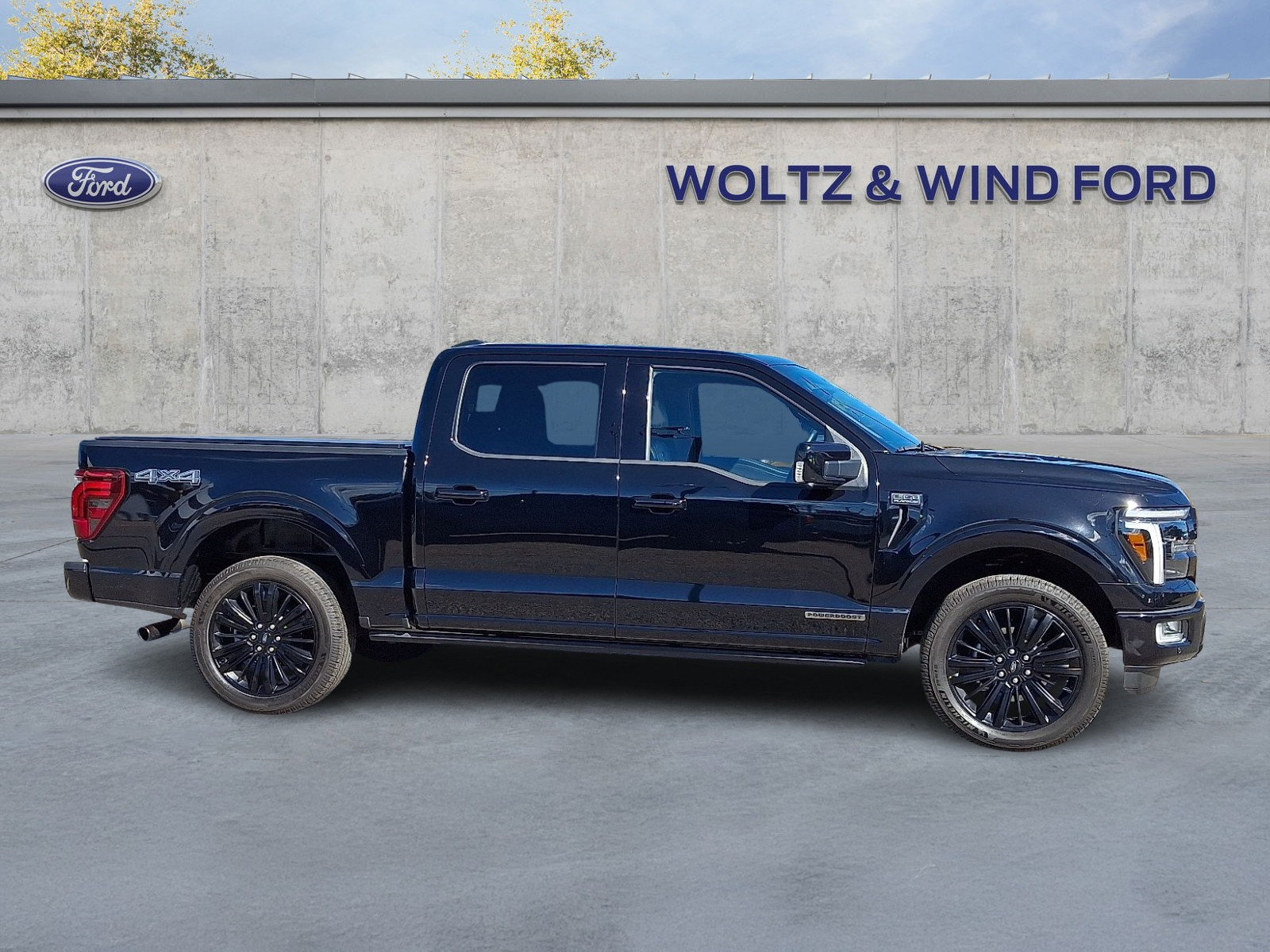 Certified 2025 Ford F150 Platinum w/ Equipment Group 702A High AWD/4WD image 7