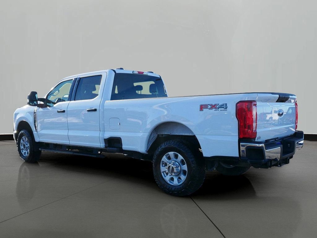 Certified 2024 Ford F350 XLT w/ FX4 Off-Road Package image 3