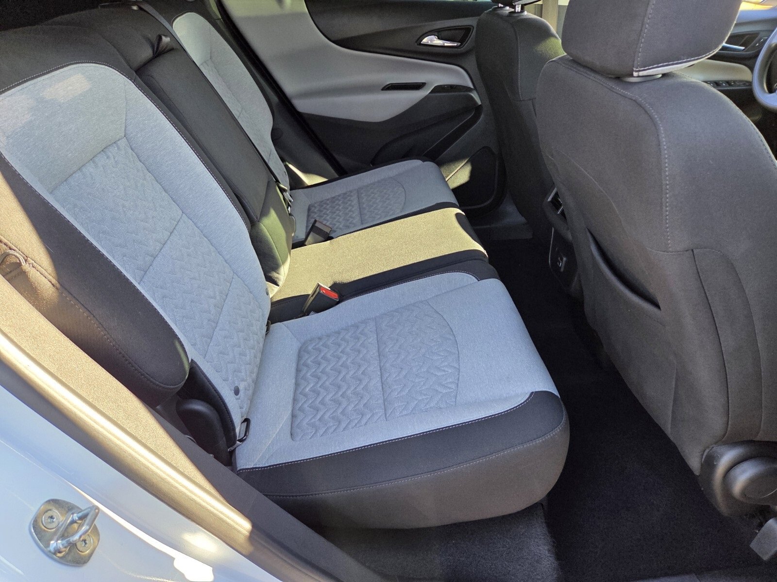 Used 2022 Chevrolet Equinox LS w/ LS Convenience Package image 14