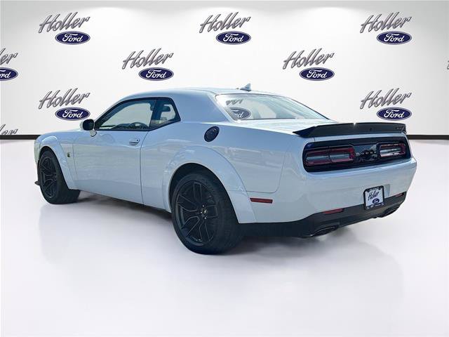 Used 2022 Dodge Challenger R/T Scat Pack RWD image 6